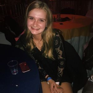 Meet your Posher, Victoria